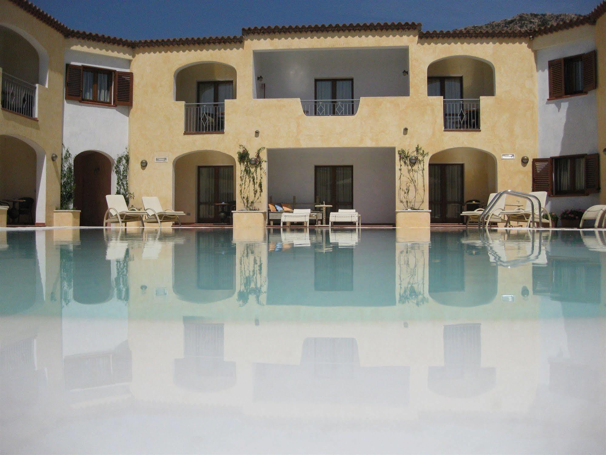 Hotel Monti Di Mola Porto Cervo Exteriér fotografie